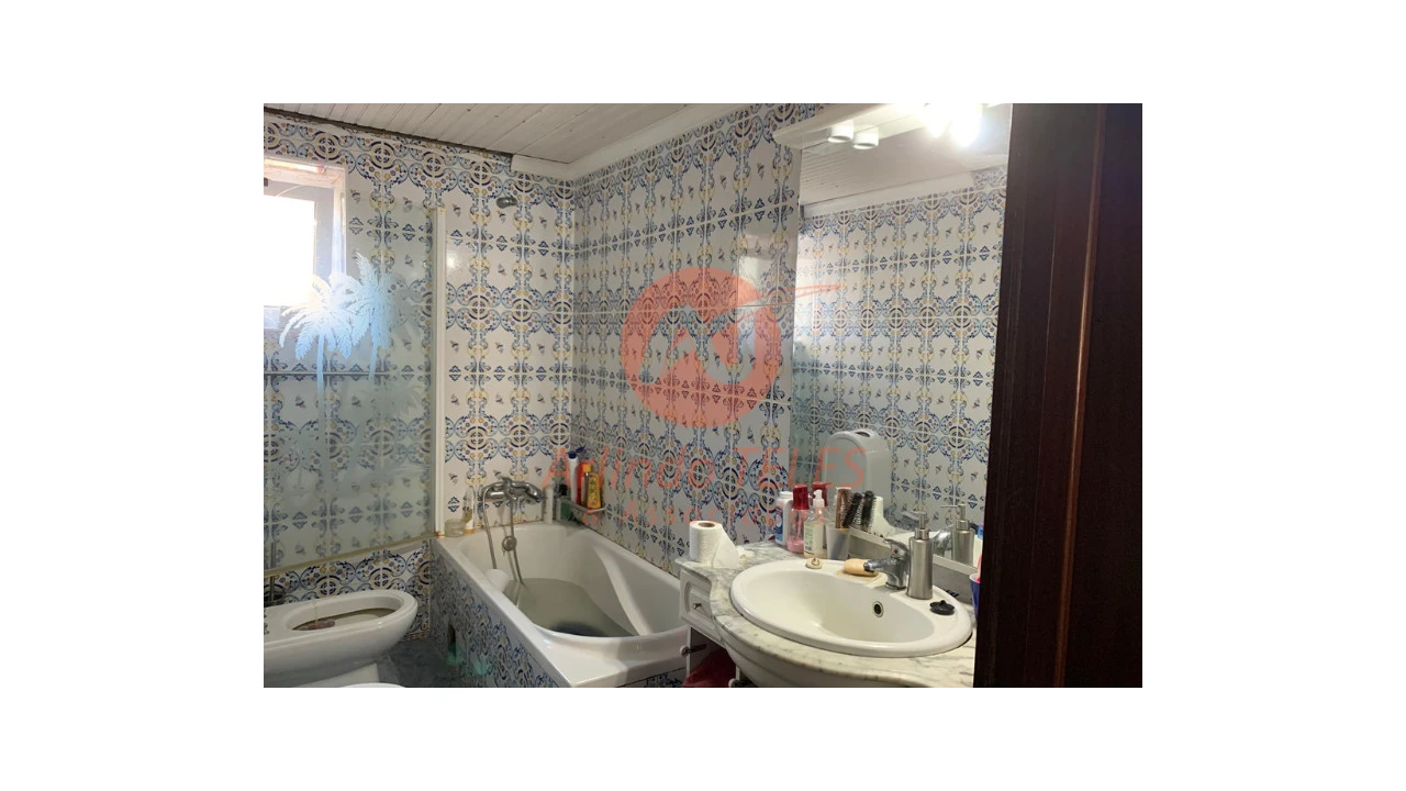 Apartamento T2 para Venda em Praia da Vitoria (Santa Cruz) Foto 6