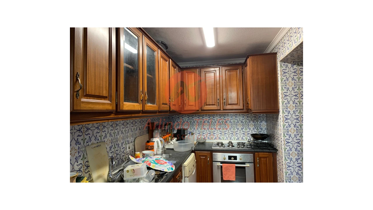 Apartamento T2 para Venda em Praia da Vitoria (Santa Cruz) Foto 9