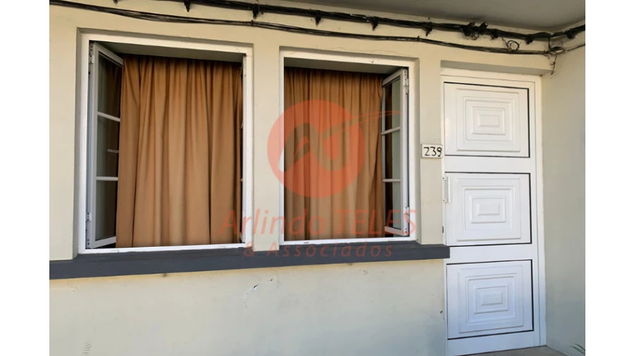 Apartamento T2 para Venda em Praia da Vitoria (Santa Cruz) Foto 4