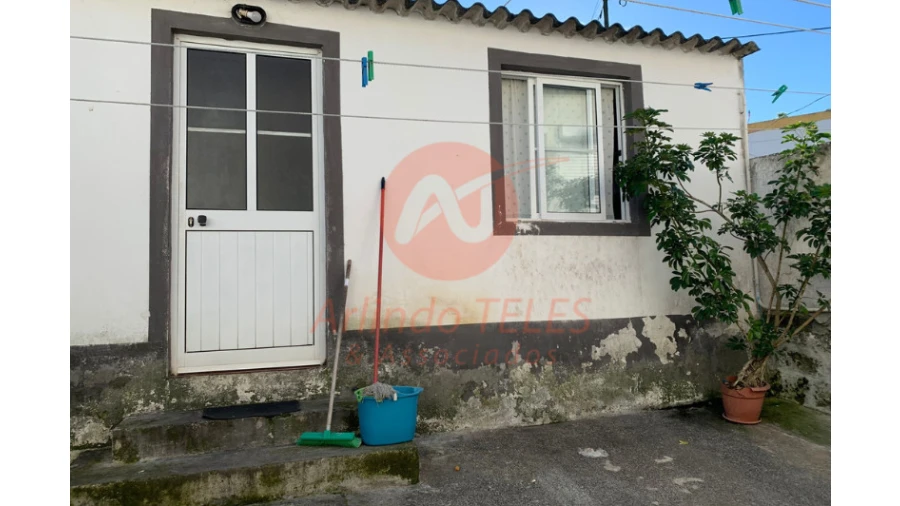 Apartamento T2 para Venda em Praia da Vitoria (Santa Cruz) Foto 10