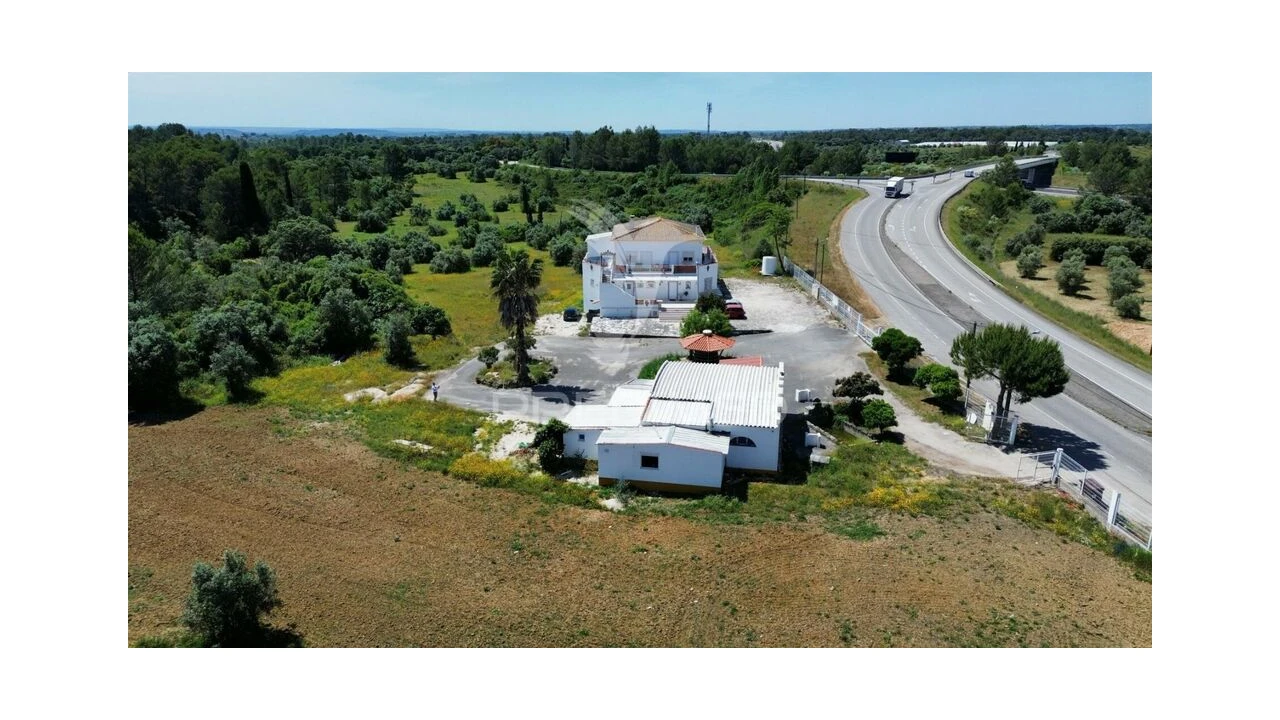 Moradia T9 para Venda em Bugalhos Foto 8