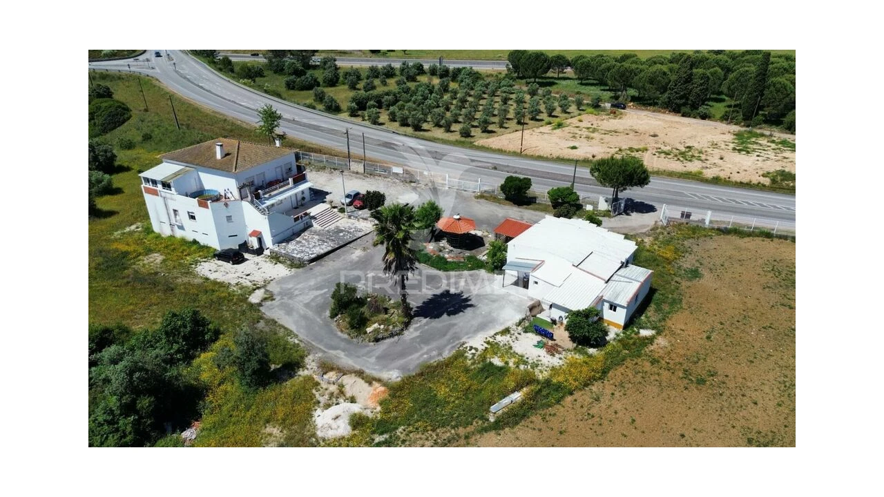 Moradia T9 para Venda em Bugalhos Foto 10