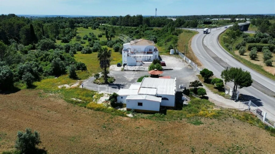 Moradia T9 para Venda em Bugalhos Foto 8