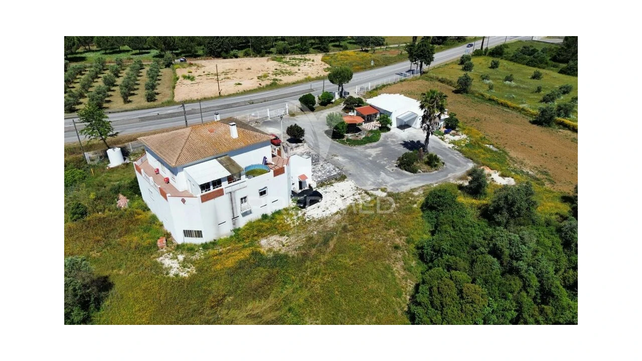 Moradia T9 para Venda em Bugalhos Foto 6