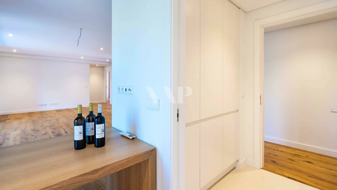 Apartamento T2 para Venda em Quarteira Foto 9