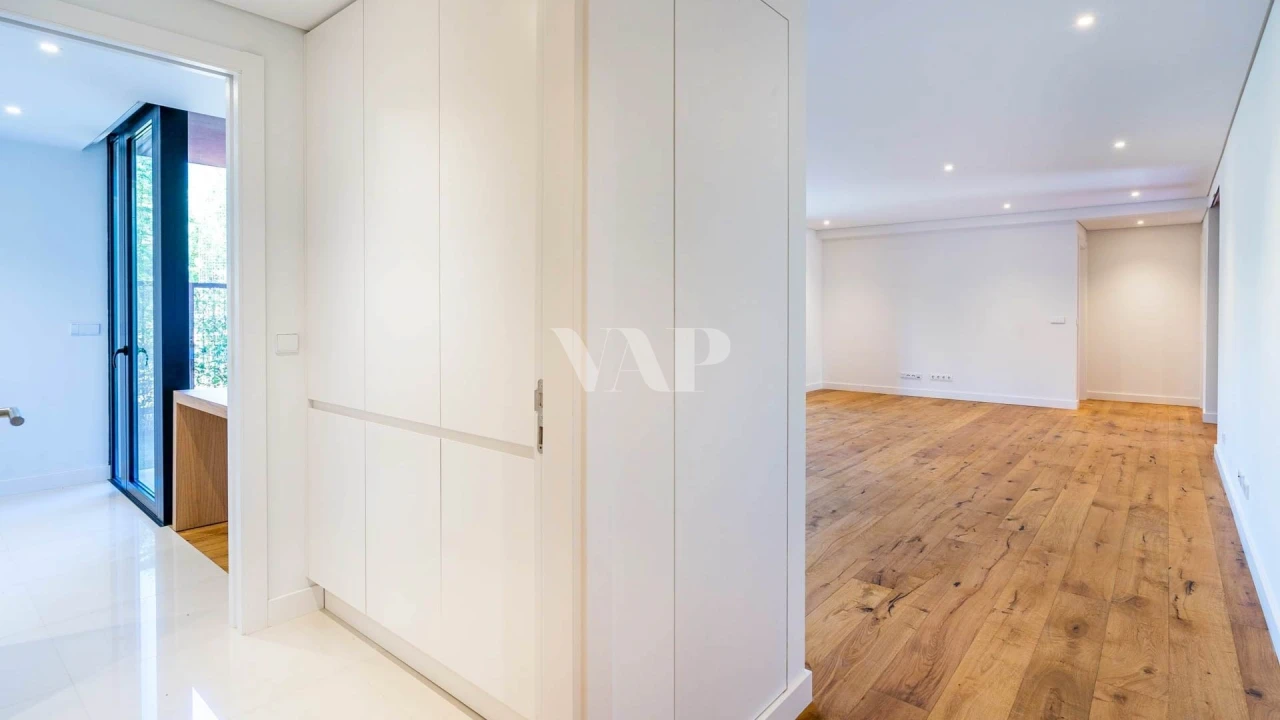 Apartamento T2 para Venda em Quarteira Foto 7