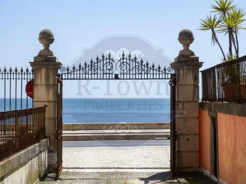 Moradia T7 para Venda em Oeiras e São Julião da Barra, Paço de Arcos e Caxias