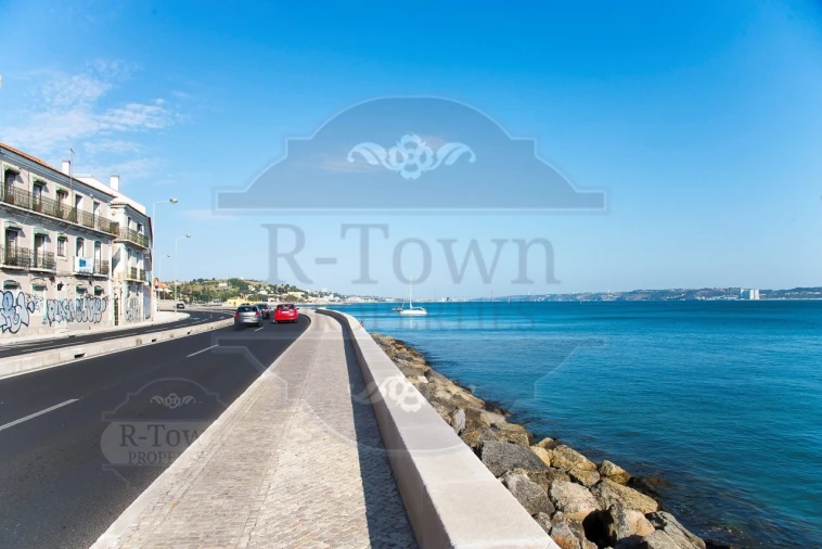 Moradia T7 para Venda em Oeiras e São Julião da Barra, Paço de Arcos e Caxias Foto 2