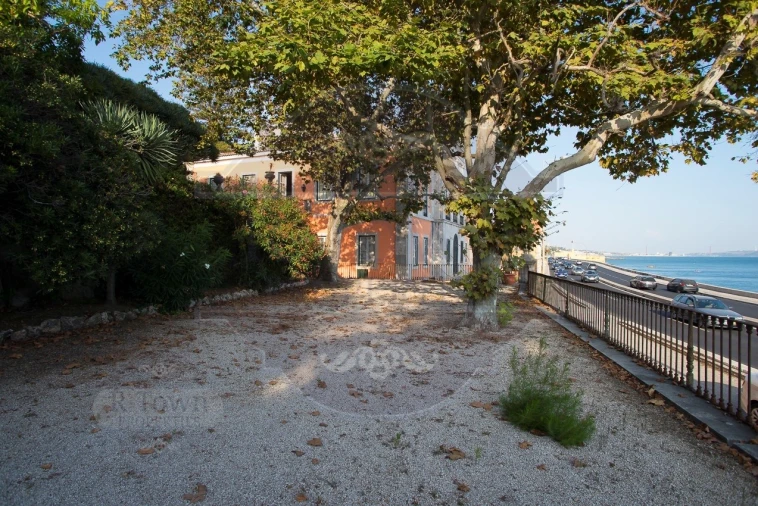 Moradia T7 para Venda em Oeiras e São Julião da Barra, Paço de Arcos e Caxias Foto 14