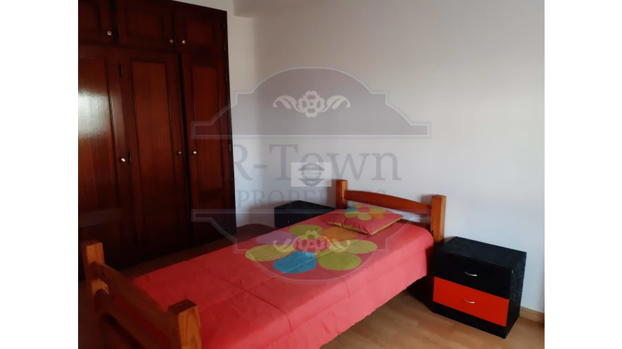 Apartamento T5 para Venda em Lousa Foto 21