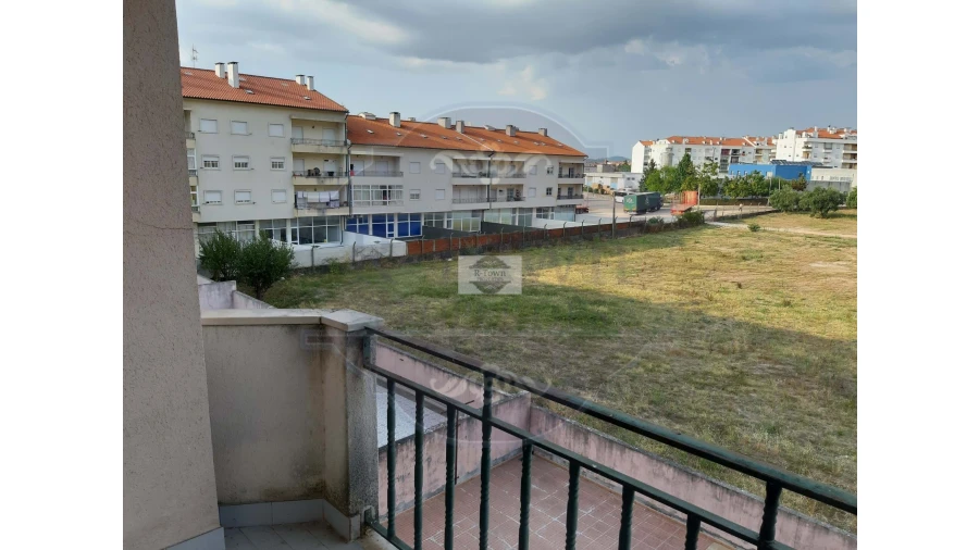 Apartamento T5 para Venda em Lousa Foto 14