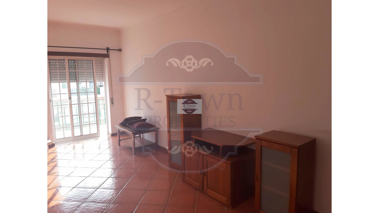 Apartamento T5 para Venda em Lousa Foto 5