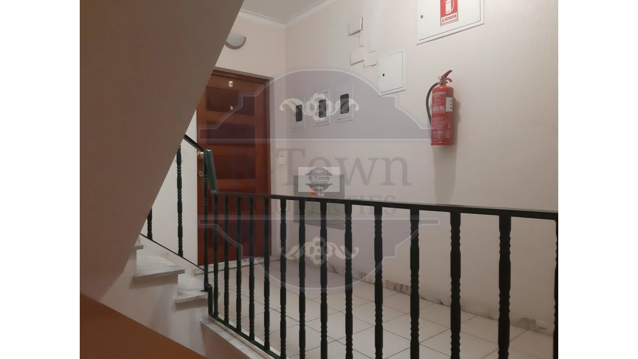 Apartamento T5 para Venda em Lousa Foto 10