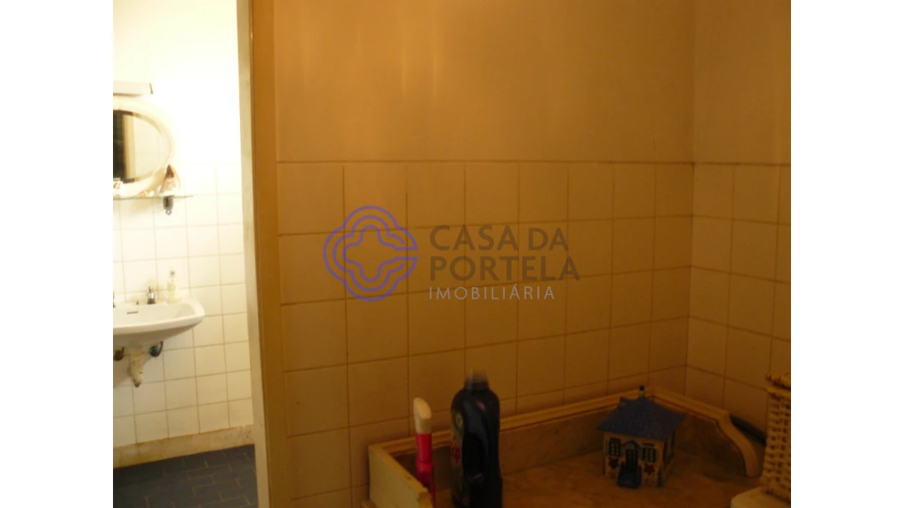 Quinta T7 para Venda em Mafamude e Vilar do Paraíso Foto 25