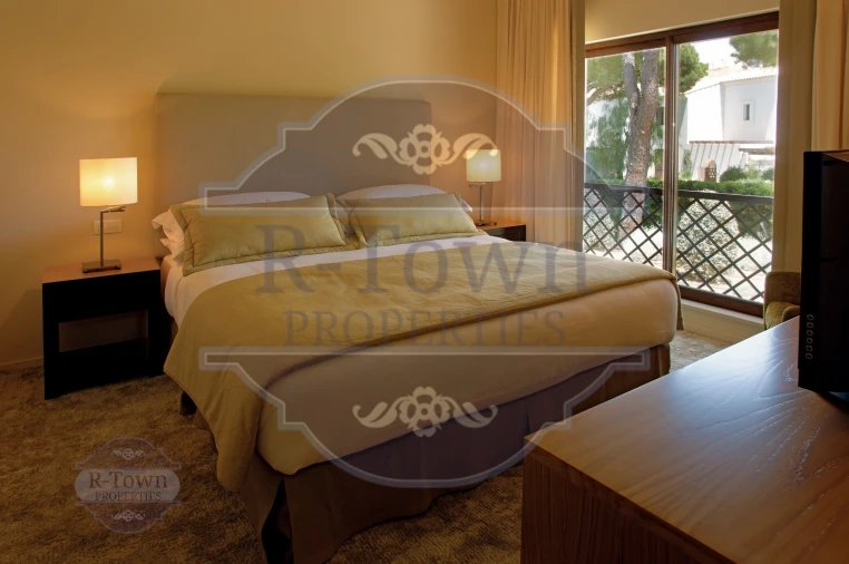 Moradia T5 para Venda em Albufeira e Olhos de Água Foto 5