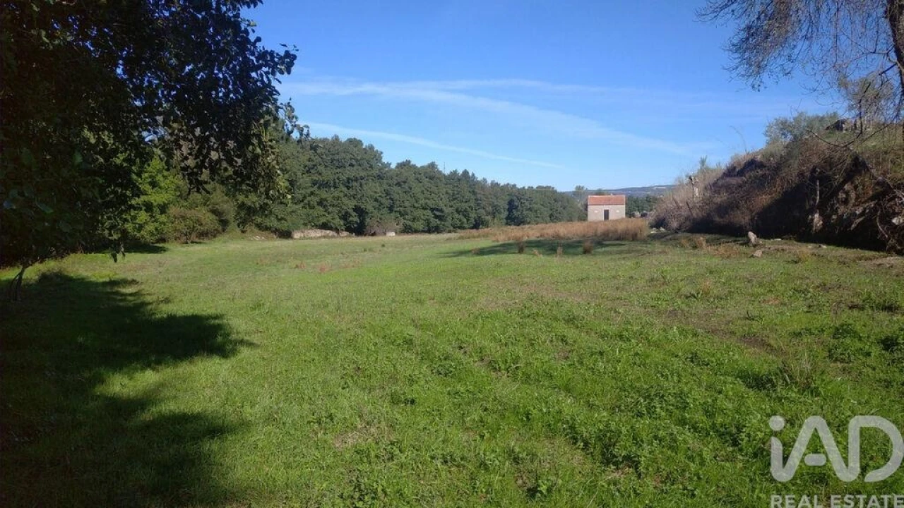 Terreno para Venda em Vila Cortes da Serra Foto 1