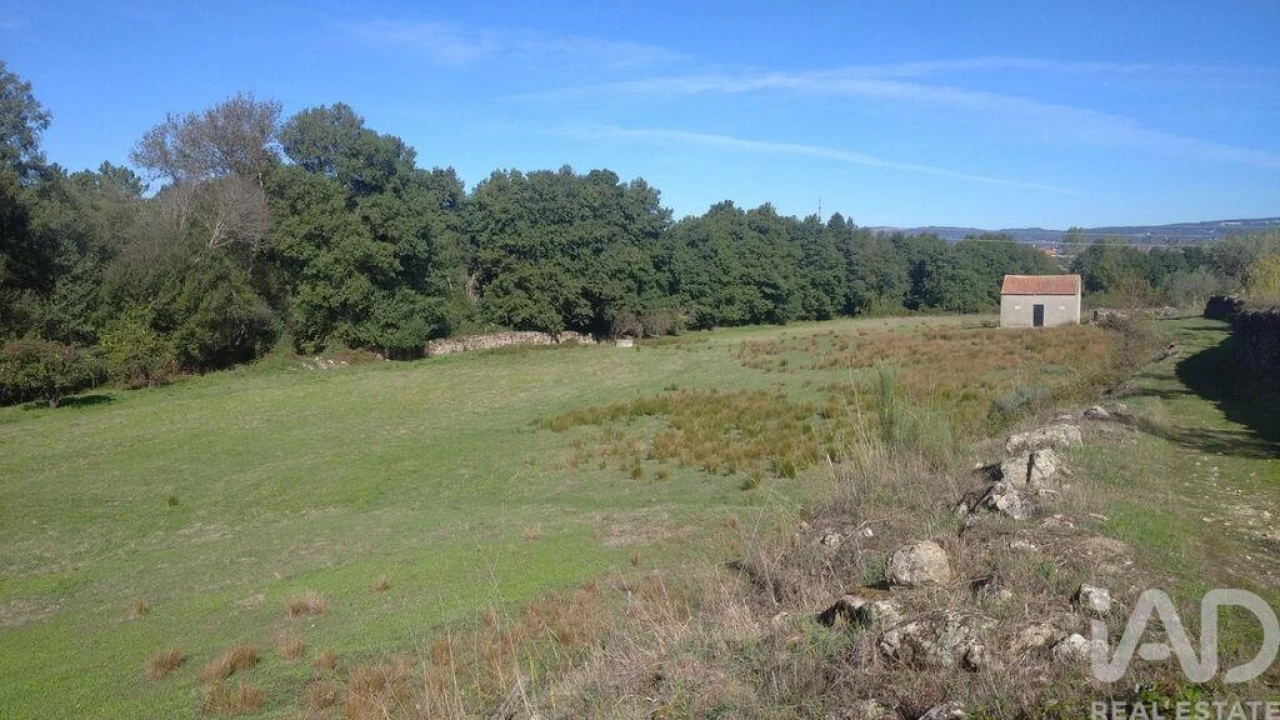 Terreno para Venda em Vila Cortes da Serra Foto 21