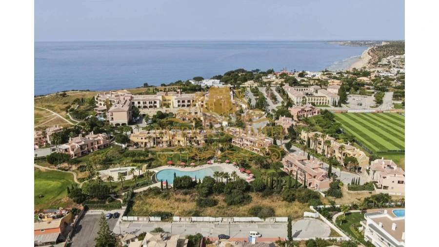 Terreno para Venda em Lagos (São Sebastião e Santa Maria) Foto 1