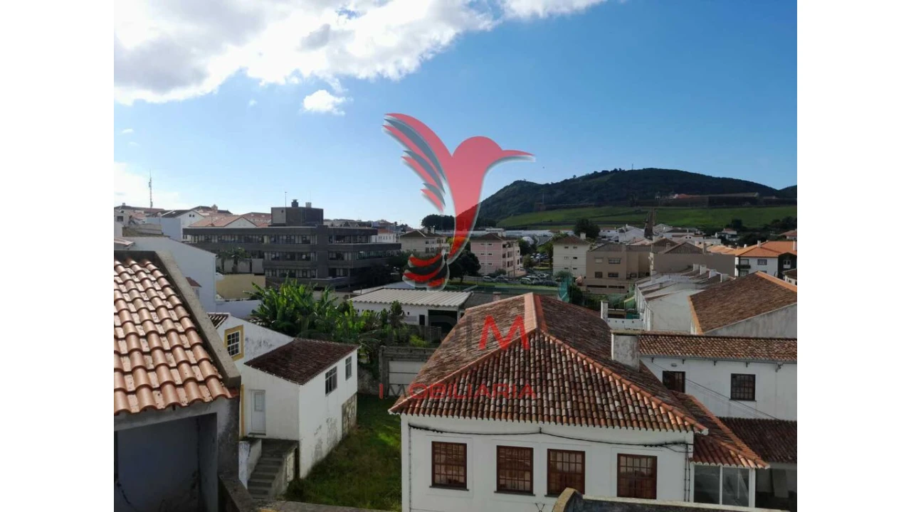 Moradia T7 para Venda em Angra (São Pedro) Foto 2