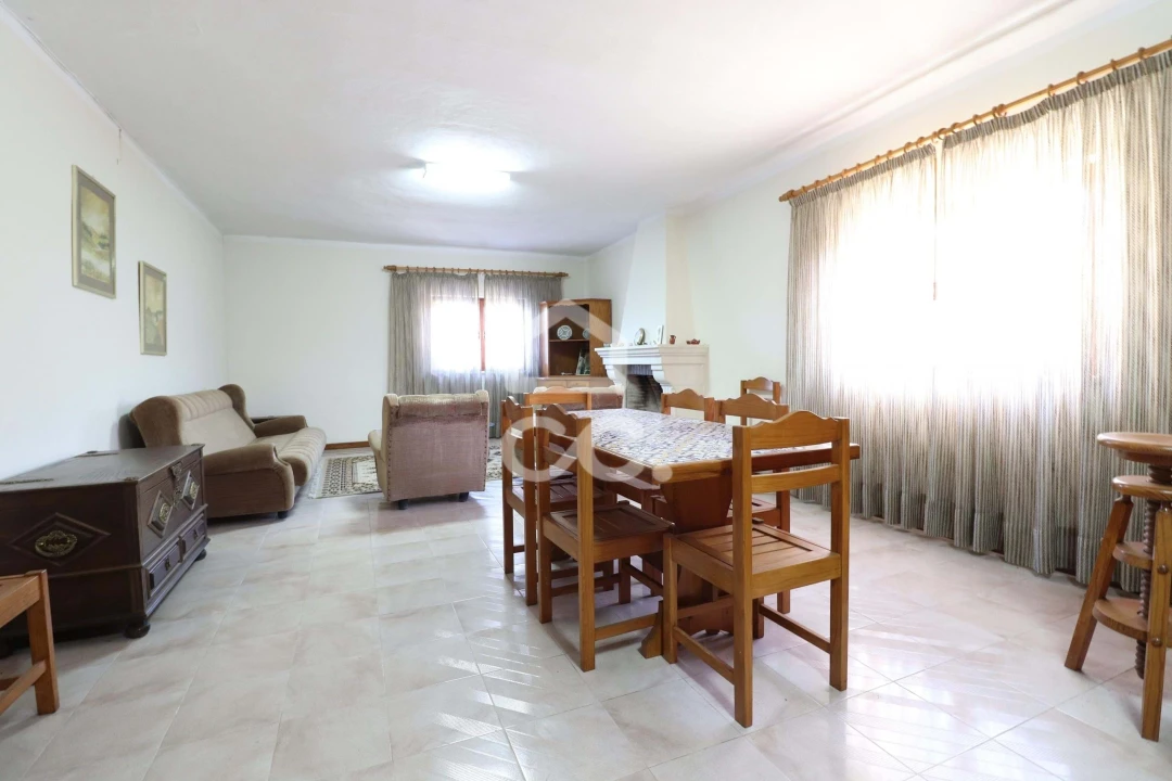 Moradia T3 para Venda em Almalagues Foto 2