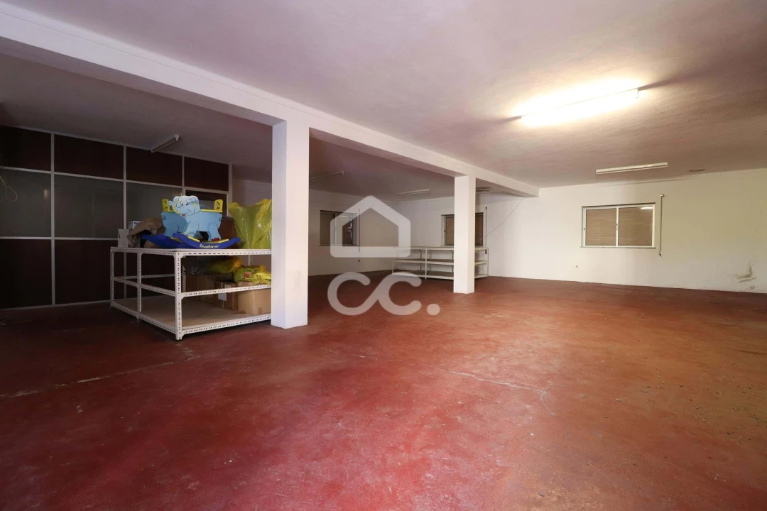 Moradia T3 para Venda em Almalagues Foto 20