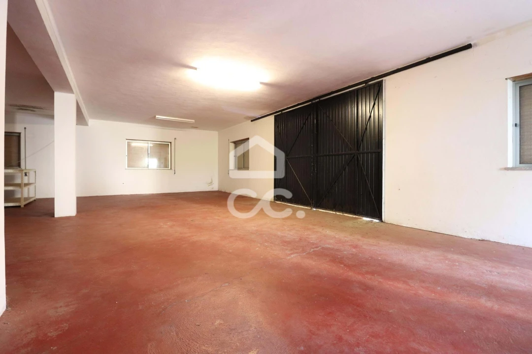 Moradia T3 para Venda em Almalagues Foto 21