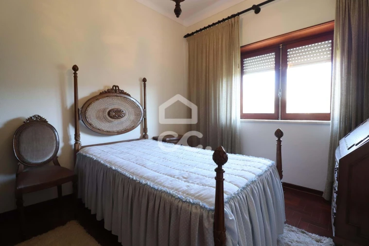 Moradia T3 para Venda em Almalagues Foto 14