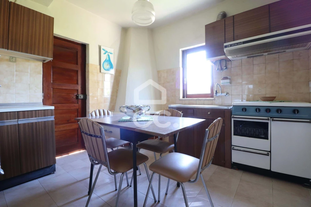 Moradia T3 para Venda em Almalagues Foto 6