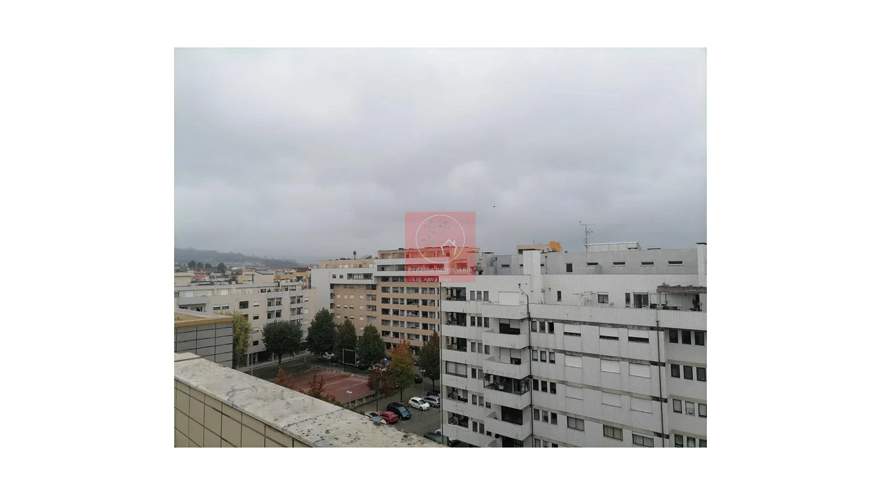 Apartamento T2 para Venda em Arcozelo Foto 9