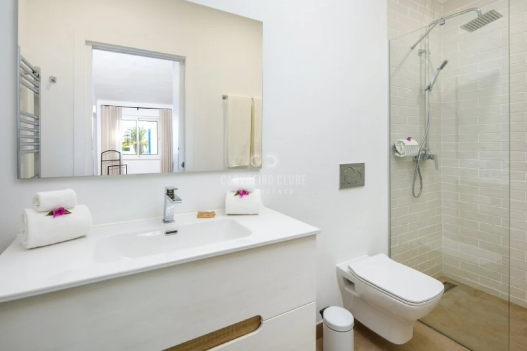 Apartamento T1 para Venda em Lagoa e Carvoeiro Foto 8