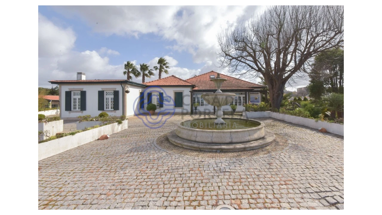 Quinta T5 para Venda em Gulpilhares e Valadares Foto 1