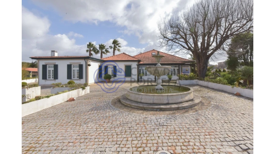 Quinta T5 para Venda em Gulpilhares e Valadares