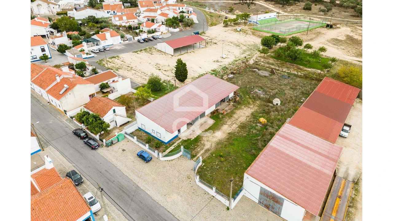 Armazém para Venda em Arraiolos Foto 1