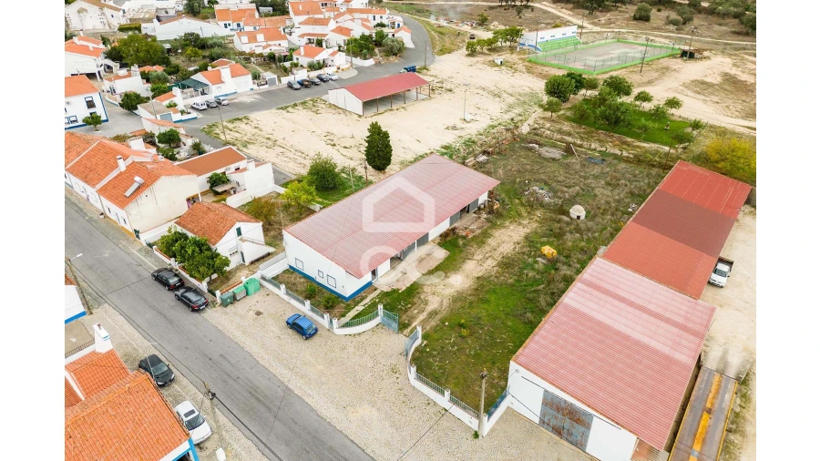 Armazém para Venda em Arraiolos