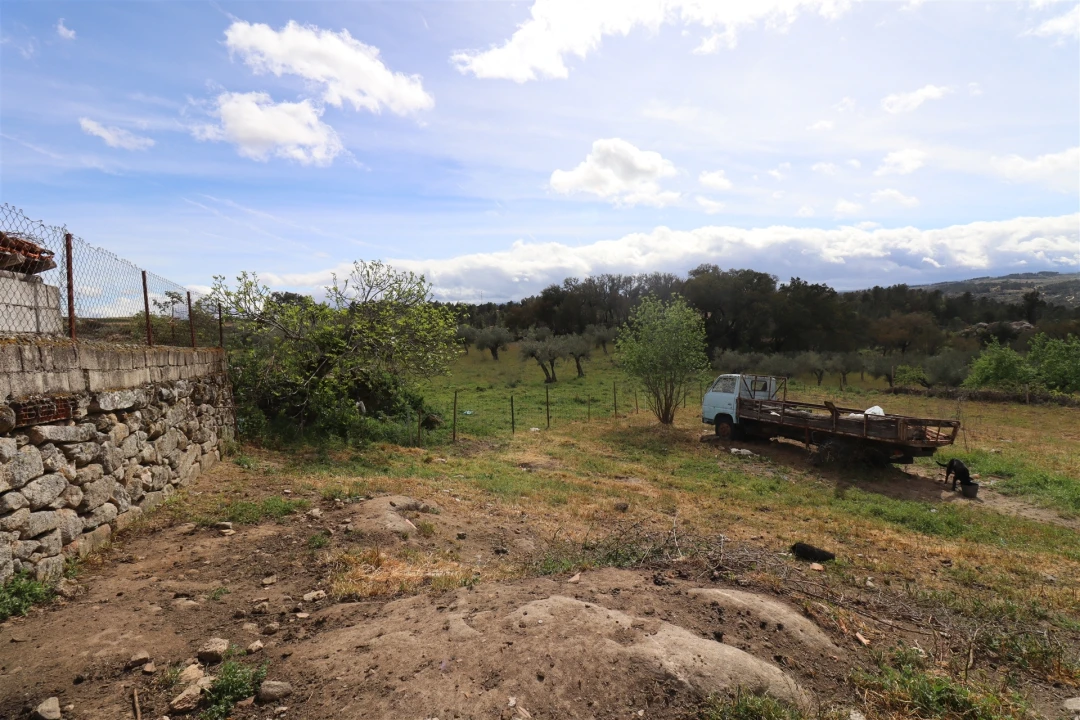 Quinta T0 para Venda em Vale de Telhas Foto 8