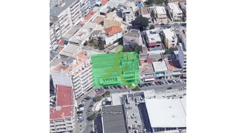 Terreno para Venda em Faro (Sé e São Pedro)