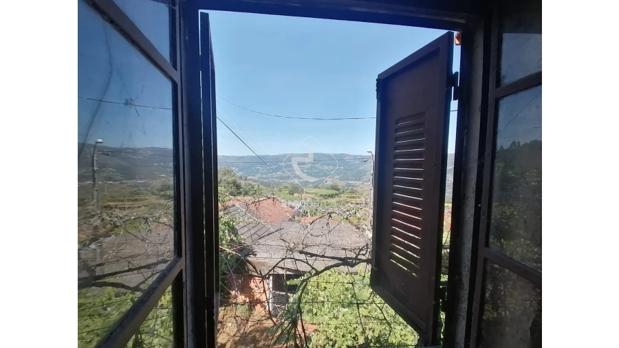 Moradia T2 para Venda em Cabreiro Foto 9