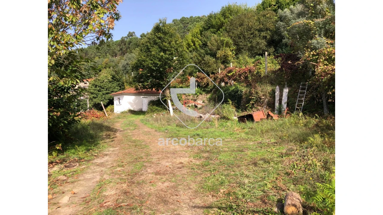 Terreno para Venda em Cabreiro Foto 3