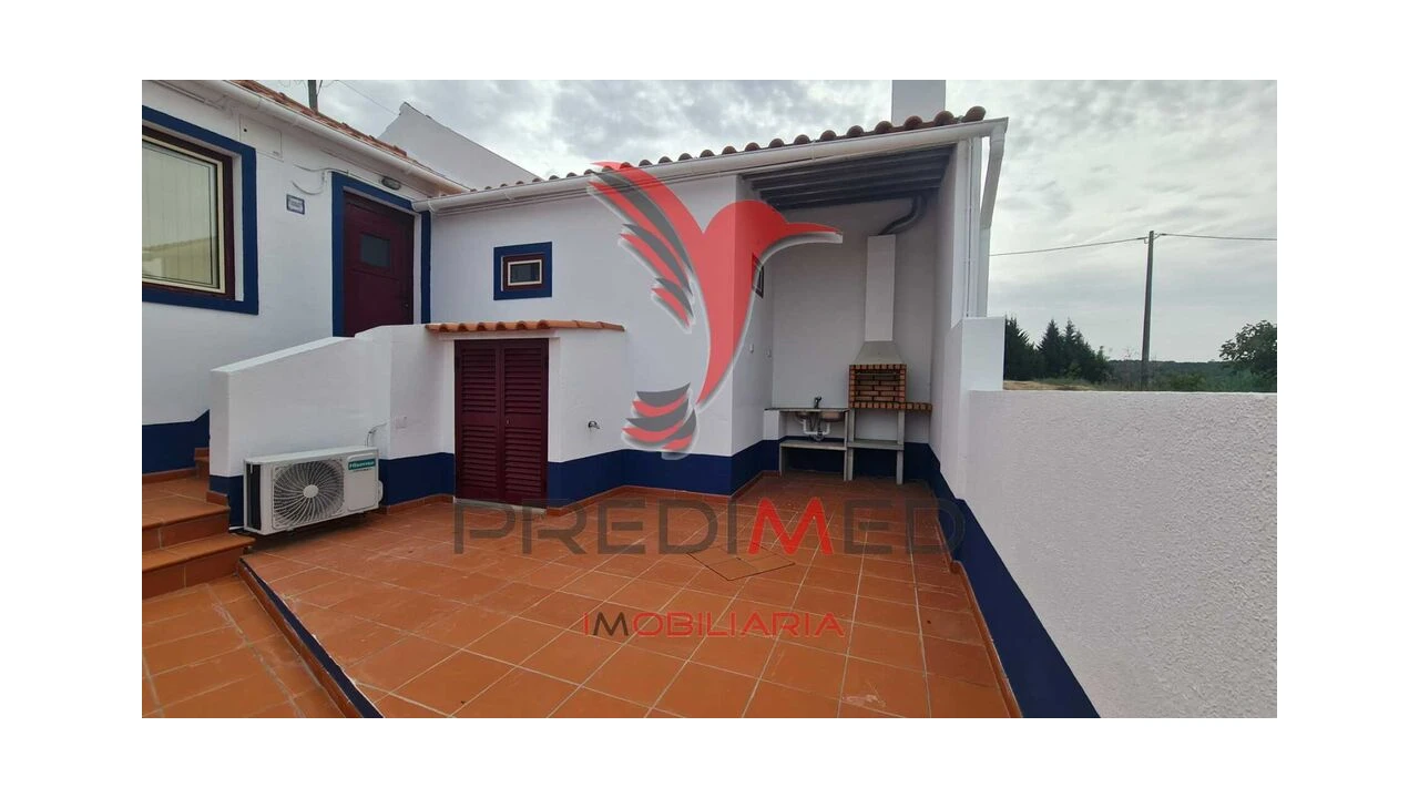 Moradia T2 para Venda em Torrão Foto 3