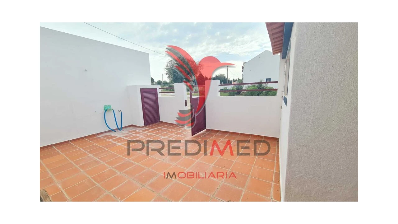 Moradia T2 para Venda em Torrão Foto 6