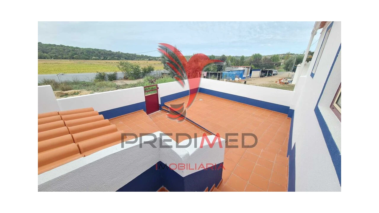 Moradia T2 para Venda em Torrão Foto 1