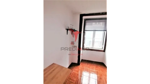 Apartamento T2 para Venda em Santa Maria Maior