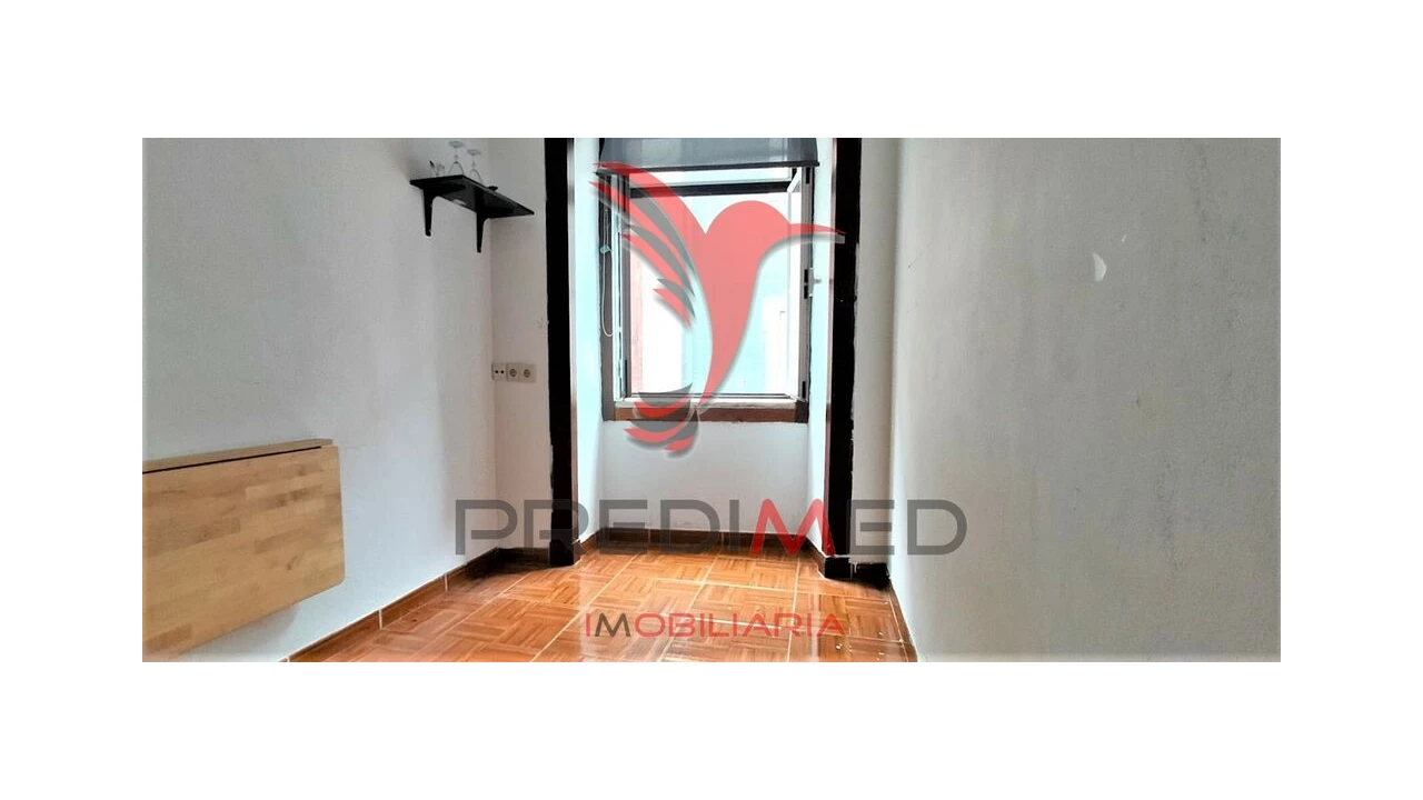 Apartamento T2 para Venda em Santa Maria Maior Foto 3