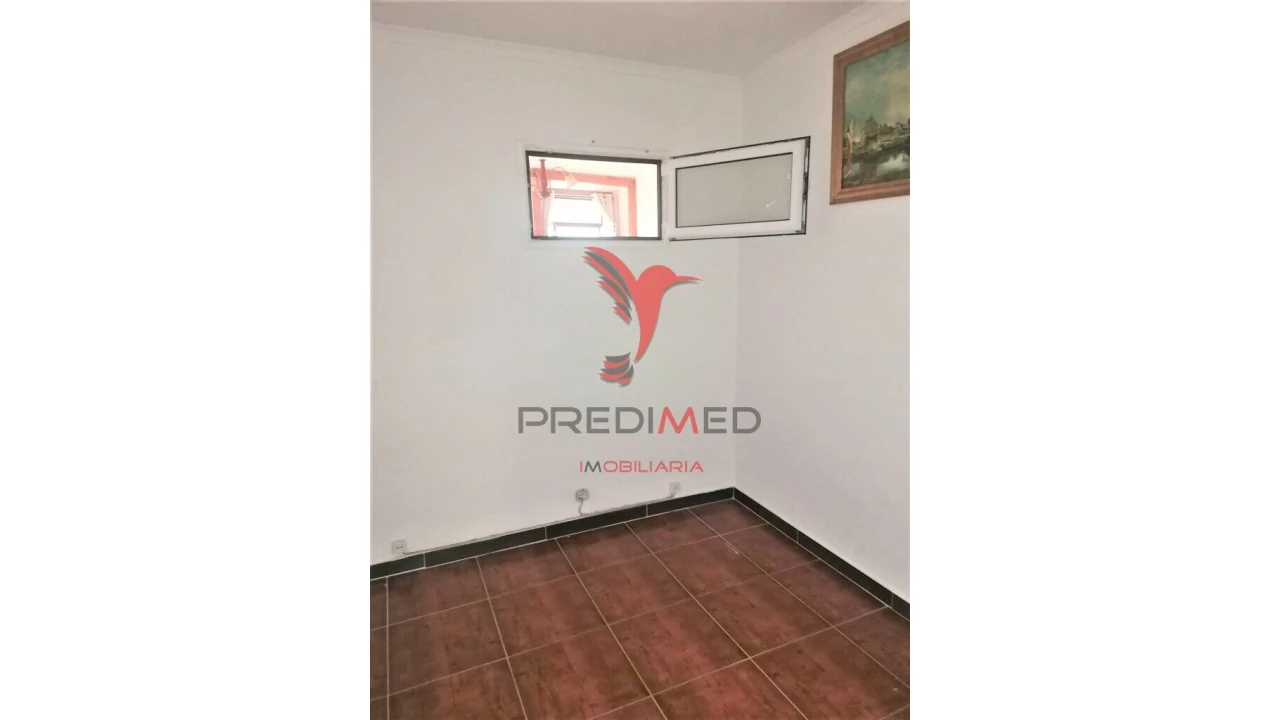 Apartamento T2 para Venda em Santa Maria Maior Foto 7
