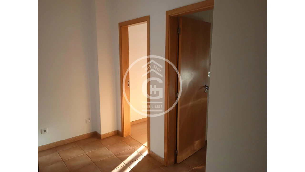 Apartamento T2 para Venda em Chamusca e Pinheiro Grande Foto 10
