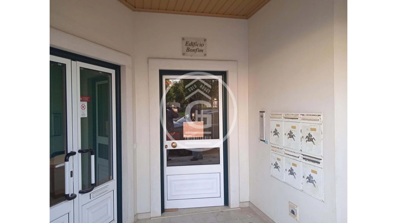 Apartamento T2 para Venda em Chamusca e Pinheiro Grande Foto 1