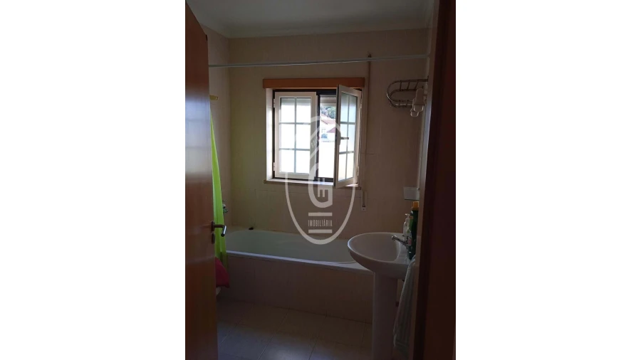 Apartamento T2 para Venda em Chamusca e Pinheiro Grande Foto 11