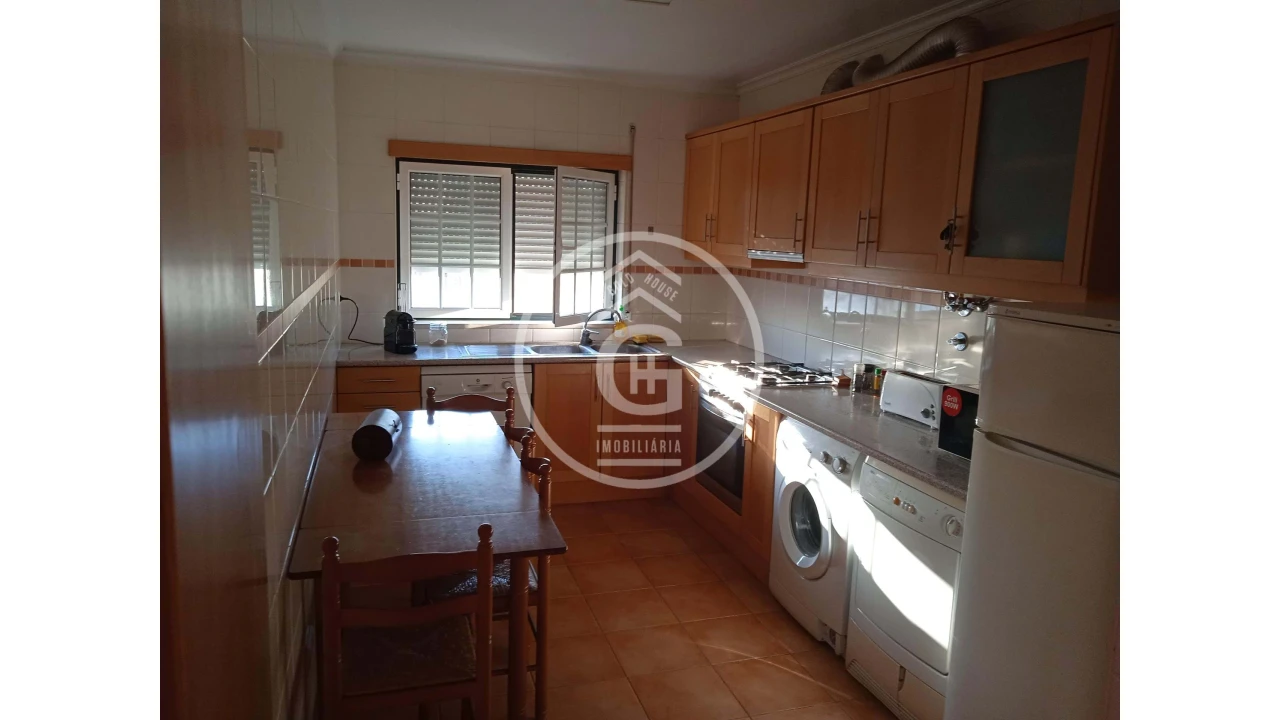 Apartamento T2 para Venda em Chamusca e Pinheiro Grande Foto 7