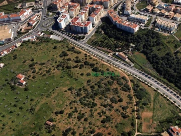 Terreno para Venda em Lagos (São Sebastião e Santa Maria)