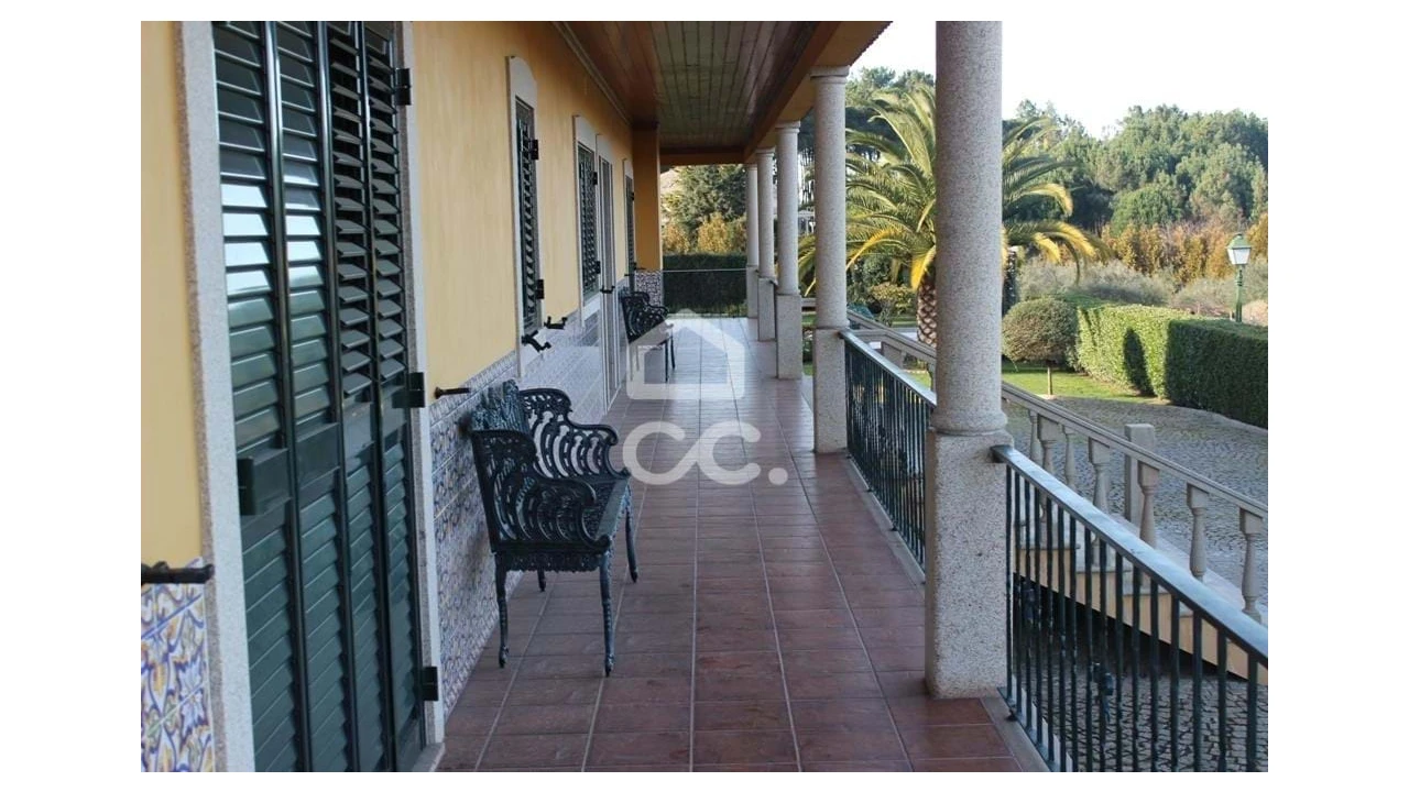 Quinta T6 para Venda em Fornos de Maceira Dão Foto 8